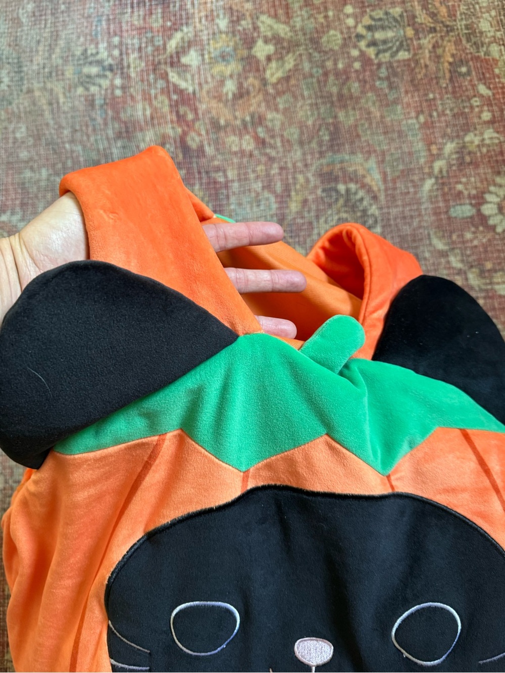 Squishmallows Calio Cat Plush Pumpkin Cat Halloween Costume- Orange & Black - Picture 2 of 10